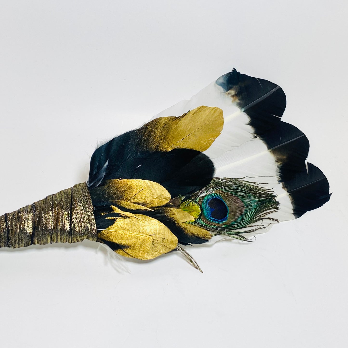 HH888 Jewelry & Feathers