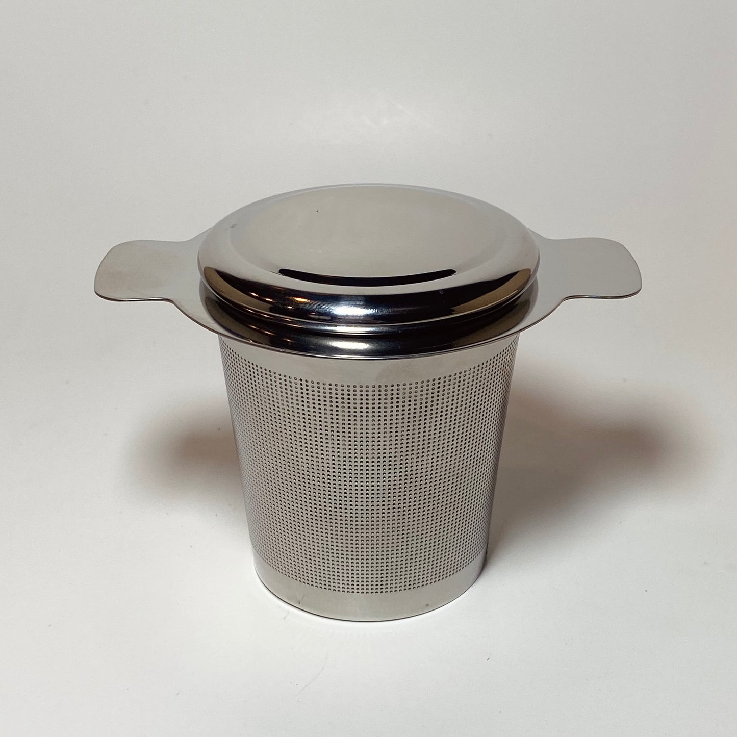 Tea Strainer Cylinder 2.25" x 3"
